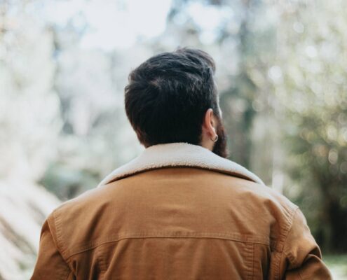 middle-aged man with no friends